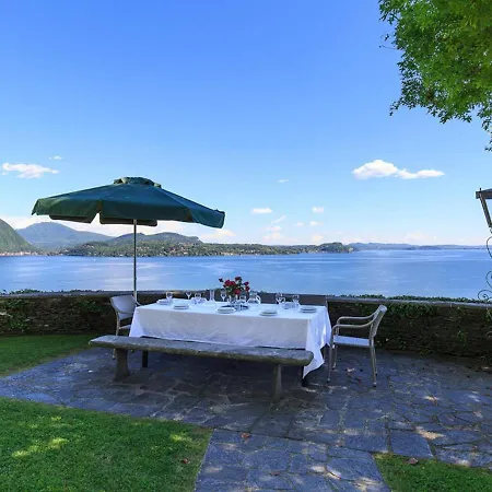Villino San Remigio 4 Bedrooms 9 Pax Villa *